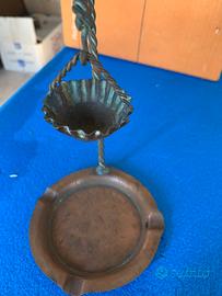 Antico posacenere con piattino