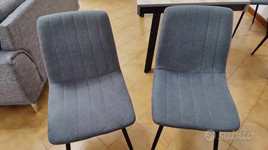 Sedie in tessuto grigio per soggiorno e cucina