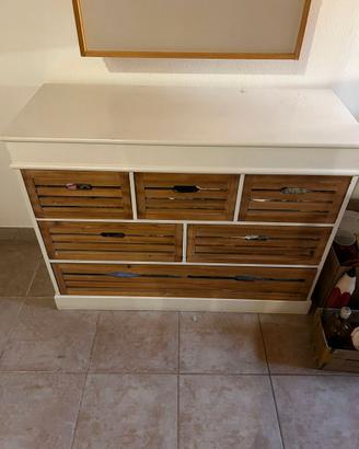 Cassettiera in legno 80€