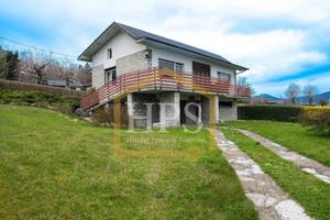 Villa di 210 m² con 4 locali a Centro Valle Intelv