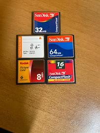Scheda di memoria compact flash Sandisk e kod