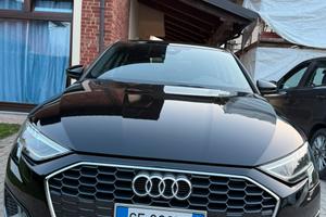 Audi A3 SportBack business Advanced 35 TFSI