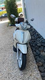 Piaggio Beverly 300 - 2012