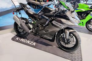 Kawasaki Ninja ZX-4 Kawasaki Ninja ZX 4RR m....