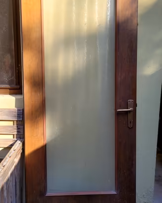 Porta interna con vetro – apertura sinistra