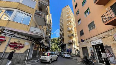 4 LOCALI A CASTELLAMMARE DI STABIA