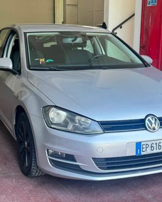 Volkswagen Golf 7. 1.6 TDI DPF Highline NEOPATENTA