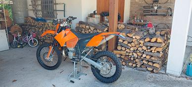 moto ktm 300