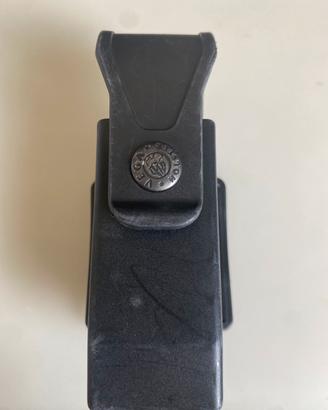 Porta caricatore VEGA HOLSTER