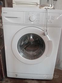 lavatrice Beko EV 5800+ e frigorifero ignis