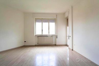 3 LOCALI A TERNI