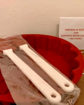 Tortiera in silicone + paletta + pennello