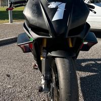 Aprilia rsv4 1100 factory 2019 nero Pista