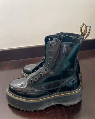 Dr. Martens Jadon stivali