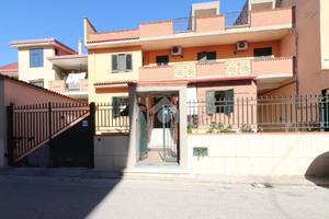 BIFAMILIARE A TEVEROLA