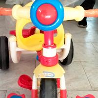 Triciclo bambino/a multicolore