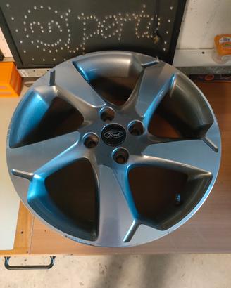 Cerchi in lega Ford 205/45 R17