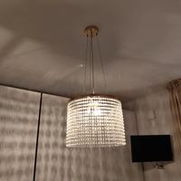 Lampadario a gocce in cristallo - Eleganza e stile