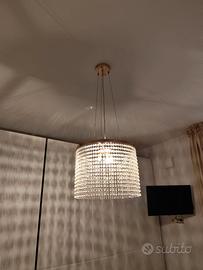 Lampadario a gocce in cristallo - Eleganza e stile