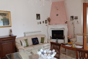 Casa indipendente centro storico Accettura (MT)