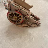 Carretto siciliano in ceramica smaltata, lucida