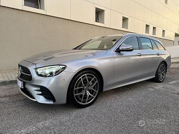 Mercedes-Benz Classe E E SW 220 d mhev Premiu...