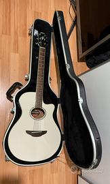 Chitarra elettroacustica Yamaha APX600