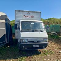 Nissan trade 3.0 turbo diesel 