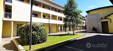 Immobile di 74 m² con 1 locale a Seregno