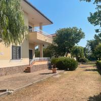 Villette a paestum vicino al mare