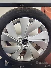 4 gomme e cerchi 205/50/R17 93H 4 stagioni 