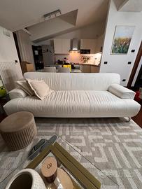 Divano Chateau d’Ax 3 posti in pelle bianca