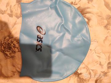 cuffia per piscina