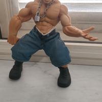 Action figure di John Cena WWE gigante