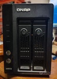 NAS QNap TS-221 Hard Disk di rete USATO