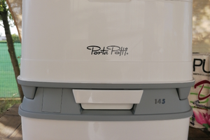 Porta Potti Thetford 145