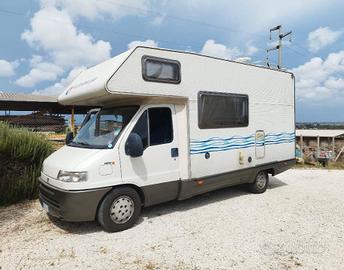 Camper mansardato Fiat Auto Roller 