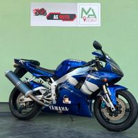 YAMAHA R1  IN PROMOZIONE