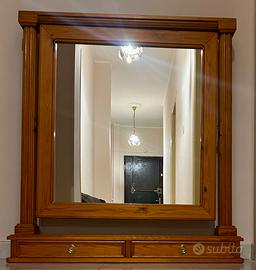 Specchiera in legno con cassettini