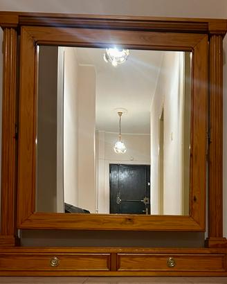 Specchiera in legno con cassettini