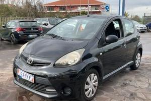 Toyota Aygo 1.0 12V VVT-i 5 porte Lounge Connect