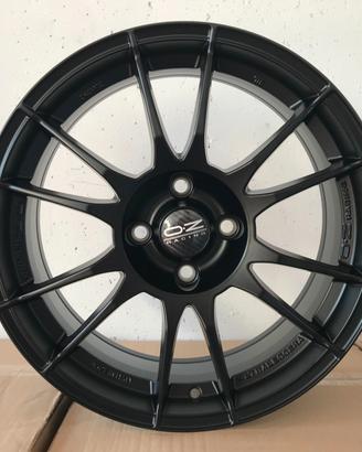 Cerchi in lega OZ Racing Ultraleggera 7x17 Ford