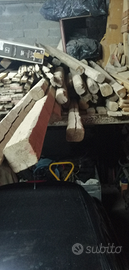 Legname Travi tonde varia misura