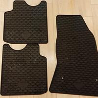 tappetini in gomma per auto
