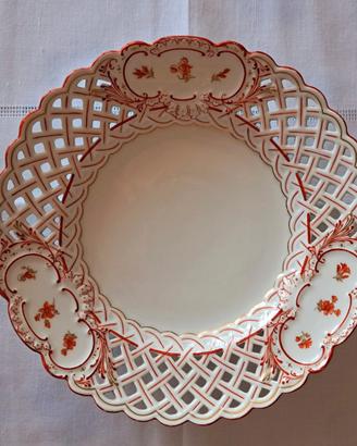 Piatto traforato in porcellana Meissen