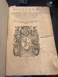 Lotto di 5 libri antichi Digestum  – 1566/1567