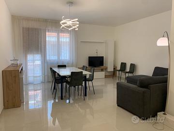 Mare nuovo, 5 letti, 2 bagni, AC, 22-29 agosto