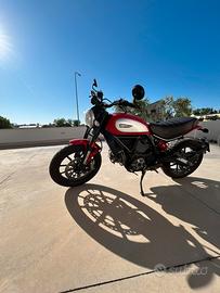 Ducati Scrambler Icon 800 red