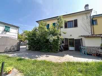 CASA INDIPENDENTE A PISA
