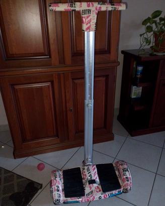 Hoverboard con manubrio